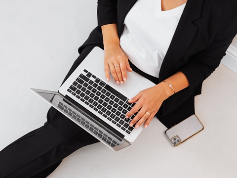 香港電訊牌照申請流程及合規(guī)要點詳解 香港電訊牌照申請流程及合規(guī)要點詳解